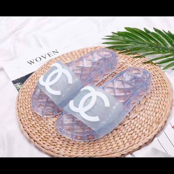 Sandals - Picture 3 of 5